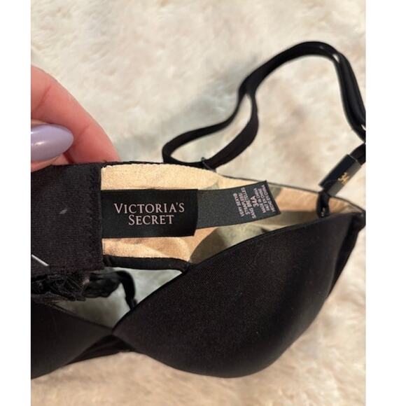NWOT Victoria's Secret Black Push-Up Bra 34A - Picture 3 of 6
